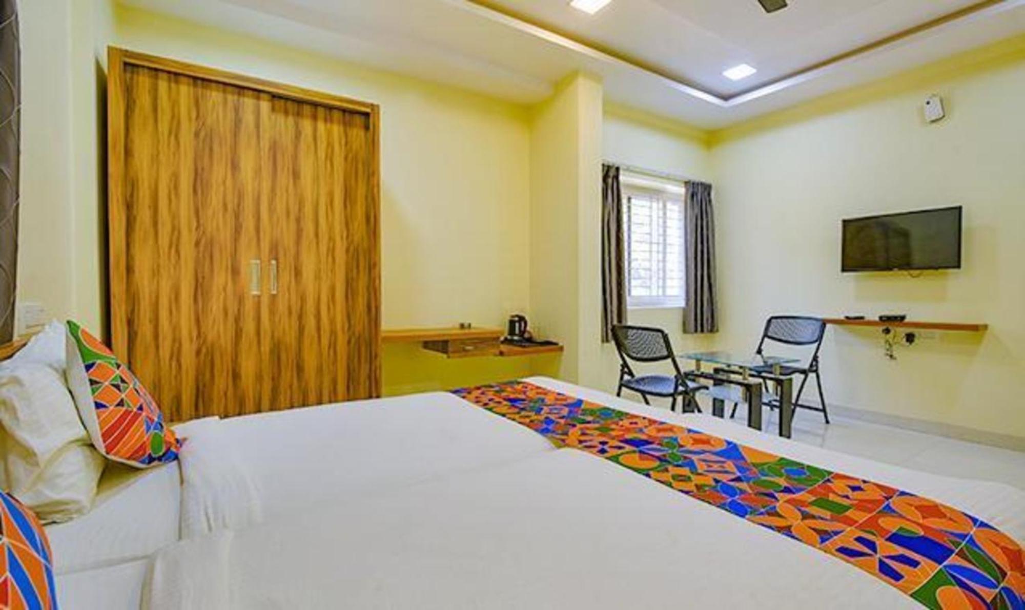 FabHotel Purple Suites Inn Bangalore Extérieur photo