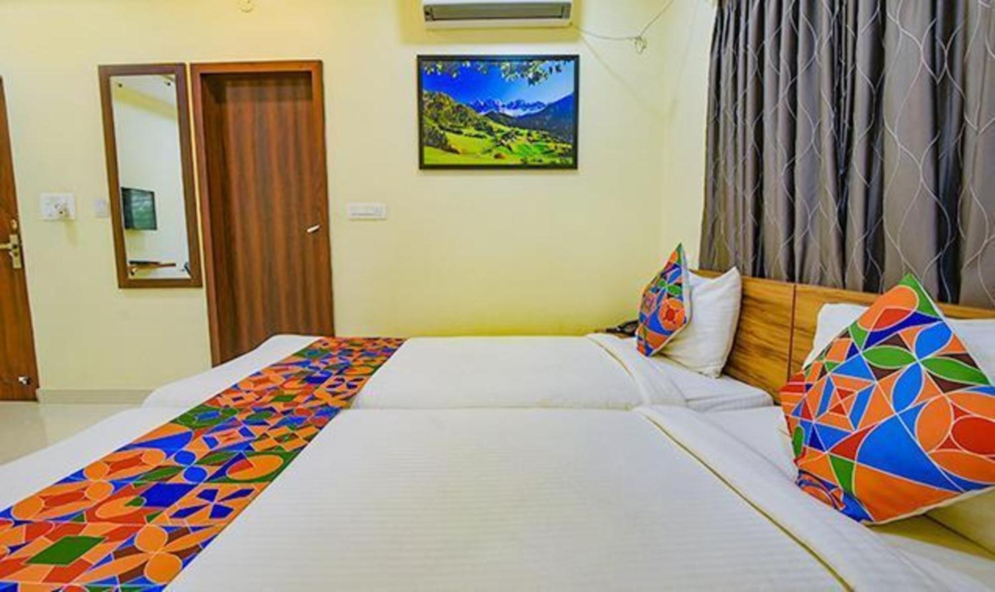 FabHotel Purple Suites Inn Bangalore Extérieur photo