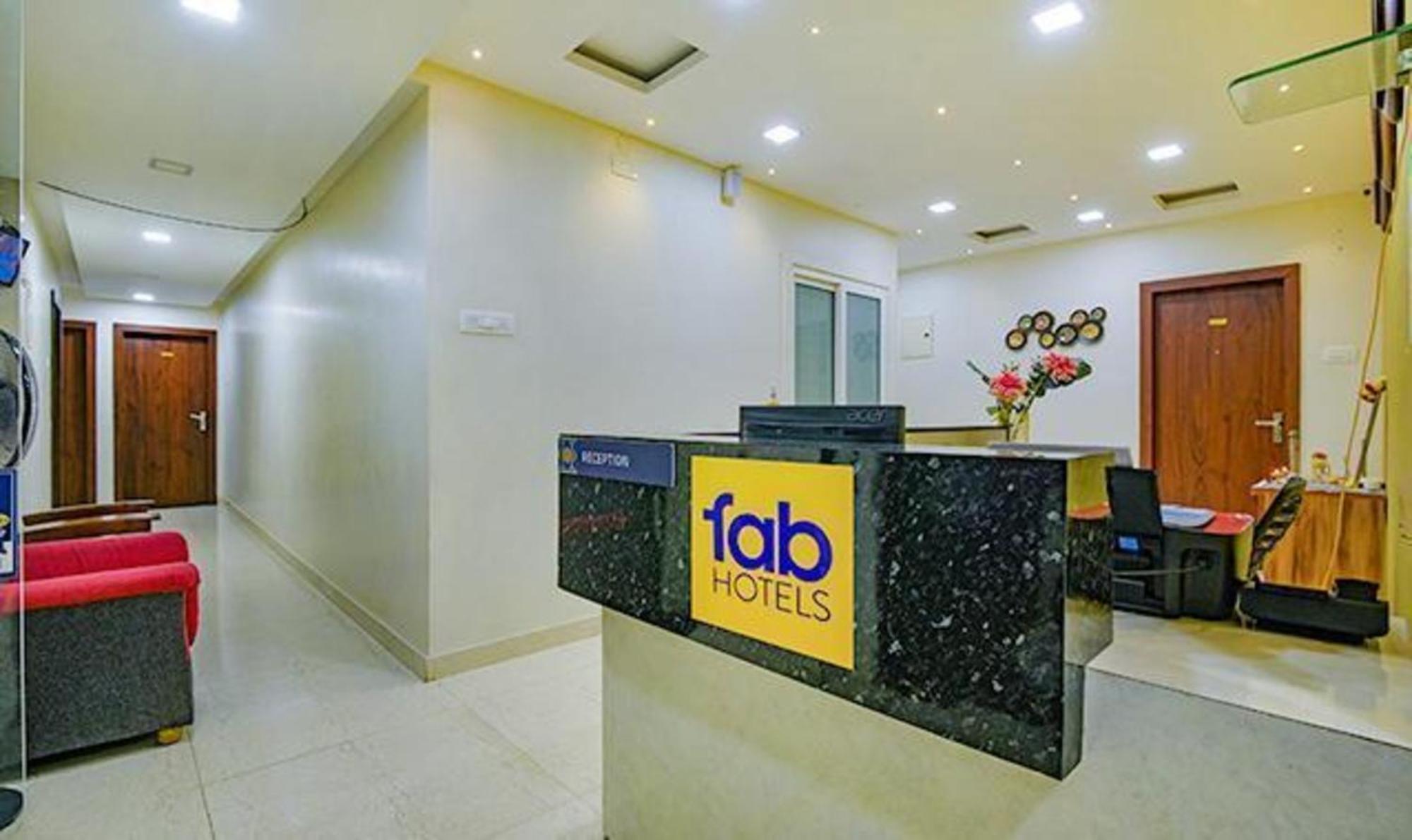 FabHotel Purple Suites Inn Bangalore Extérieur photo